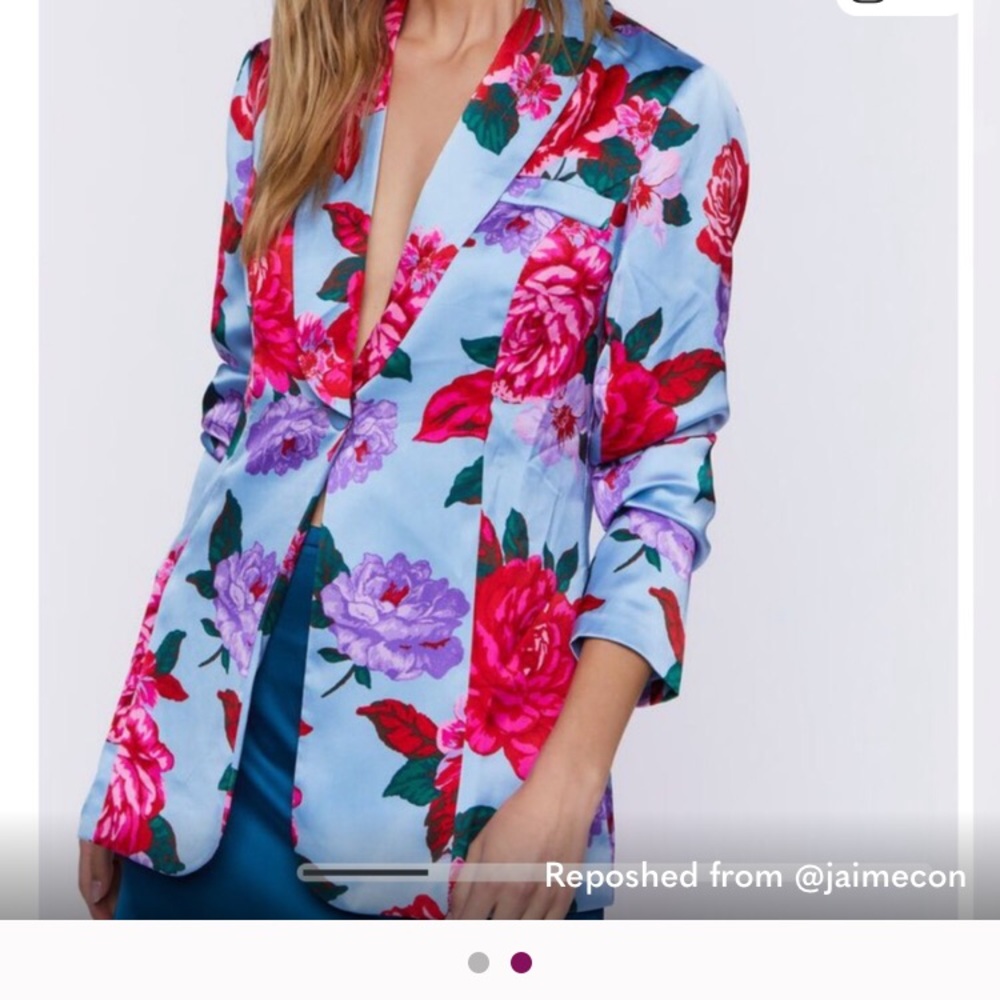 Floral Satin Blazer Jacket in Light Blue and Pink
Forever 21